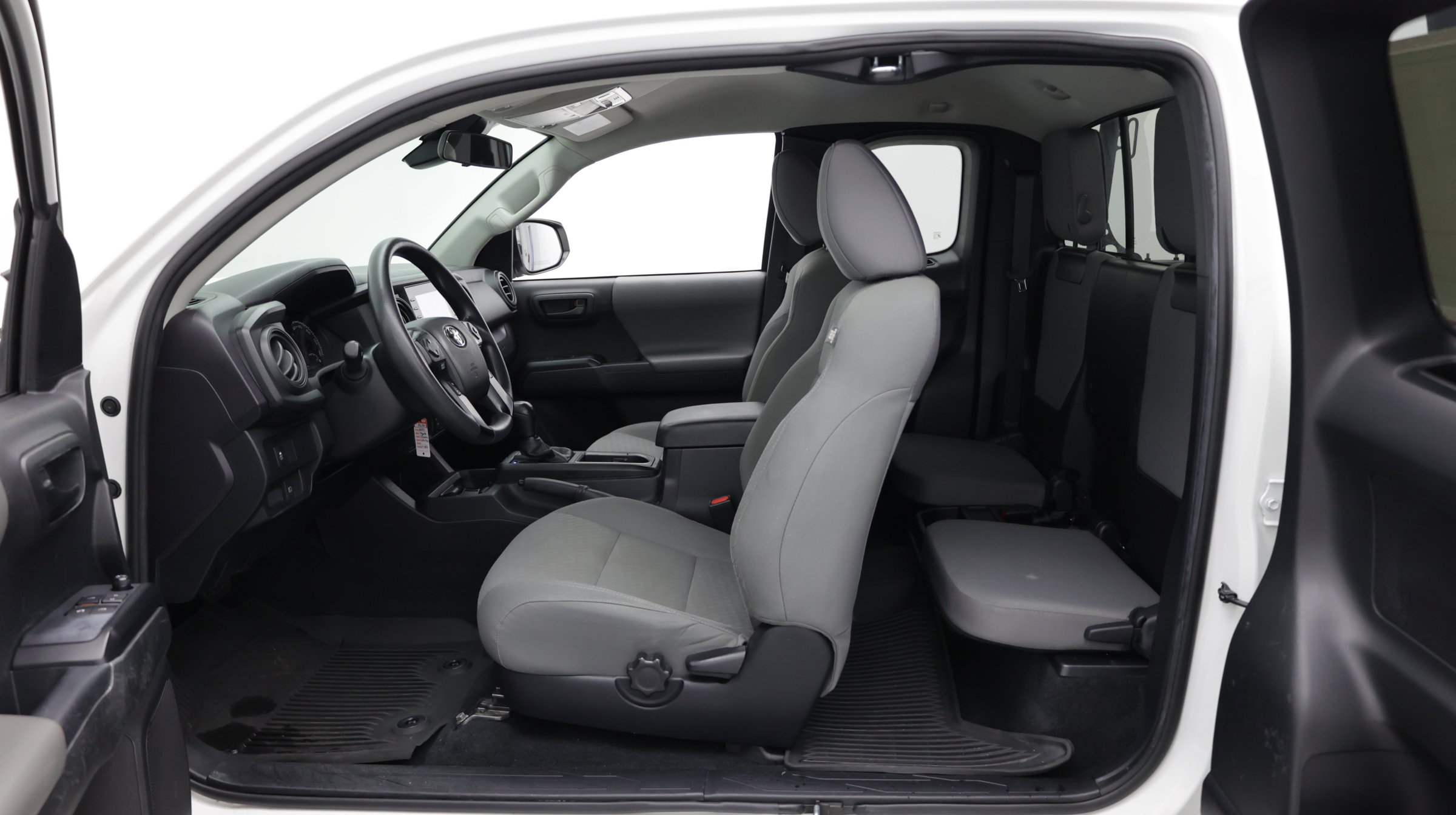 Used 2022 Toyota Tacoma SR w/ SX Package RWD image 16