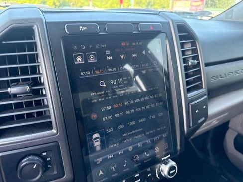 Used 2021 Ford F250 XL w/ STX Appearance Package AWD/4WD image 14