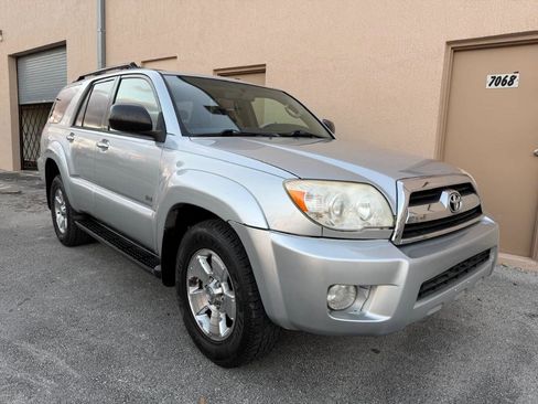 Used 2007 Toyota 4Runner SR5 RWD image 7