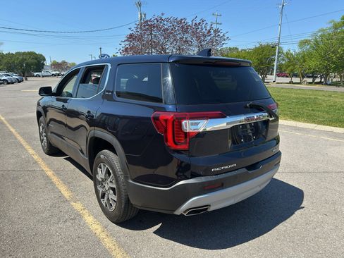 Used 2022 GMC Acadia SLE image 7