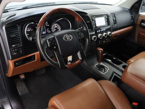 Used 2019 Toyota Sequoia Platinum image 13