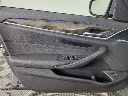 Used 2022 BMW 530i xDrive image 39