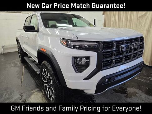 New 2026 GMC Canyon AT4 w/ Technology Plus Package AWD/4WD image 4
