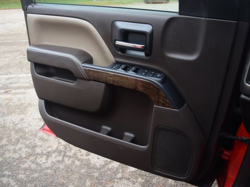 Used 2016 Chevrolet Silverado 1500 LT w/ Texas Edition image 17