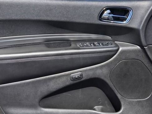 Used 2019 Dodge Durango GT RWD image 16