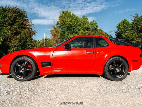 Used 1987 Porsche 944 Coupe image 3