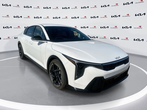 New 2026 Kia K4 GT-Line Turbo FWD image 1