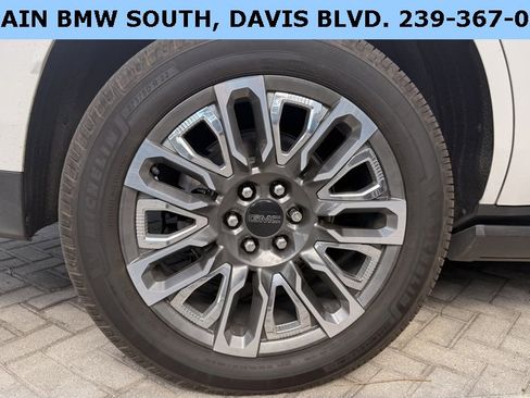 Used 2023 GMC Yukon Denali Ultimate image 38