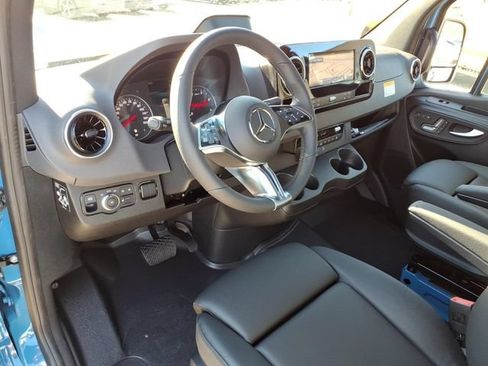 New 2026 Mercedes-Benz Sprinter 2500 image 12