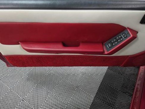 Used 1988 Ford Mustang GT image 8