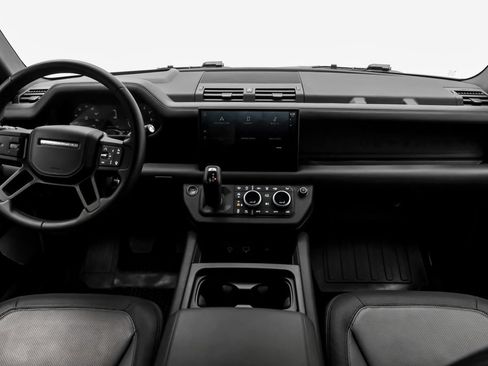 Used 2024 Land Rover Defender 130 Outbound AWD/4WD image 19