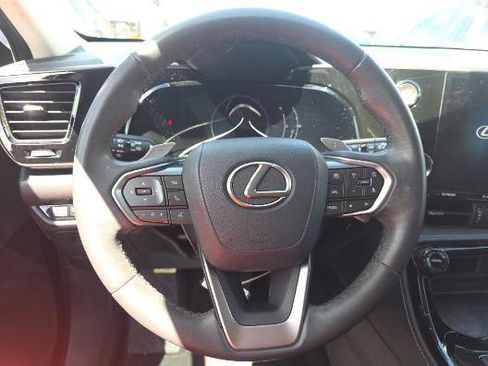 Used 2023 Lexus NX 250 FWD w/ Towing Package (2000 Lbs) image 5