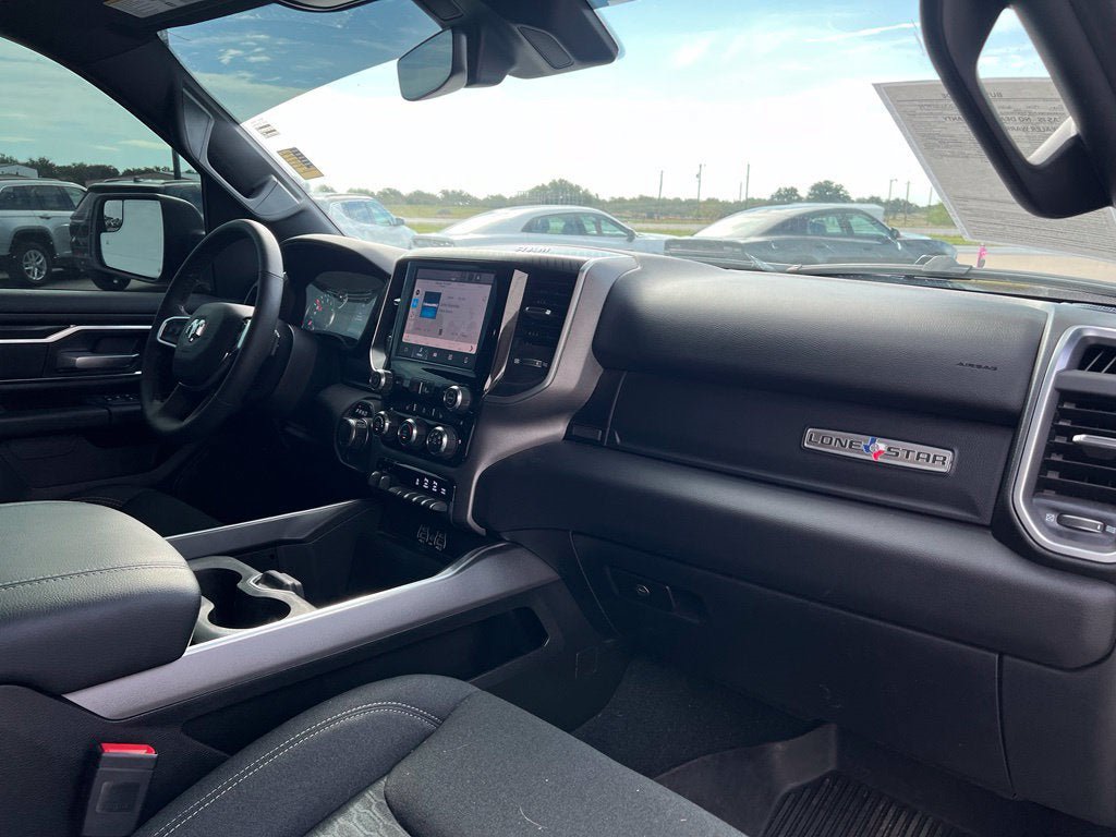Used 2025 RAM 1500 Lone Star RWD image 29