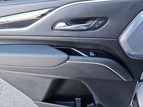 Certified 2023 Cadillac Escalade Sport w/ LPO, ONYX Package image 8