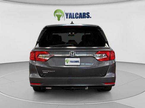 Used 2018 Honda Odyssey EX image 4