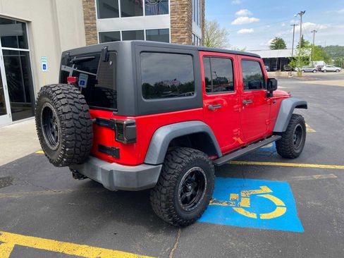 Used 2016 Jeep Wrangler Unlimited Sport AWD/4WD image 4