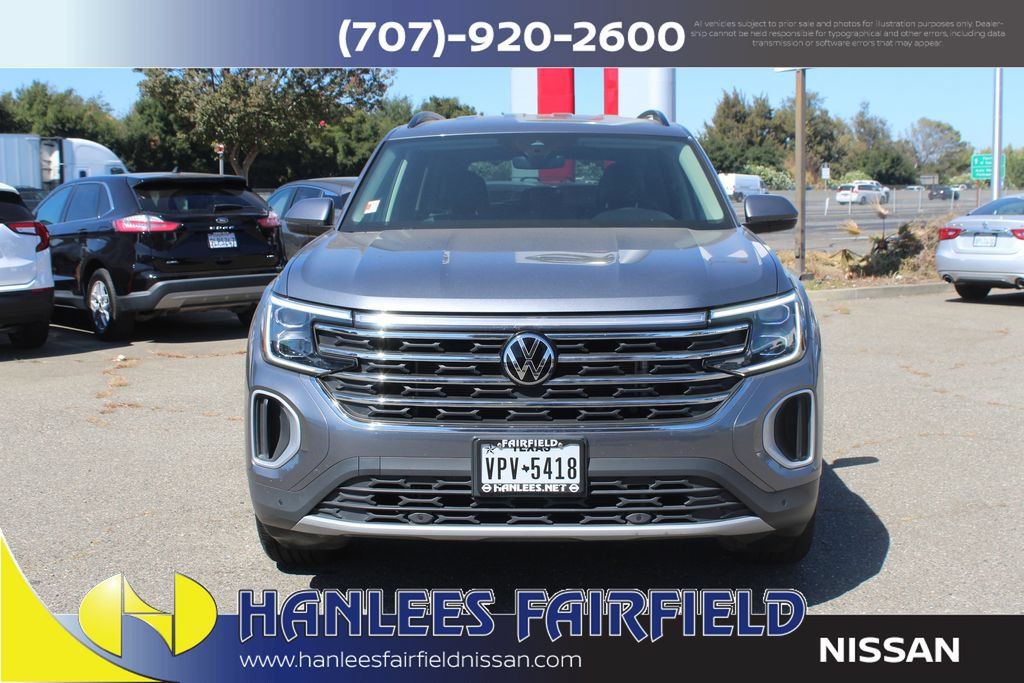 Used 2025 Volkswagen Atlas SE FWD image 4