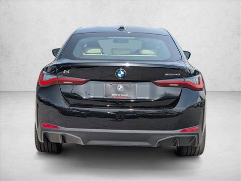 New 2026 BMW i4 xDrive40i image 8
