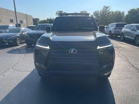 Used 2024 Lexus GX 550 w/ Accessory Package (Z1) AWD/4WD image 2