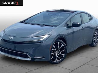 Used 2024 Toyota Prius Prime Premium FWD video 1