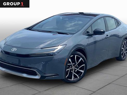 Used 2024 Toyota Prius Prime Premium FWD image 1