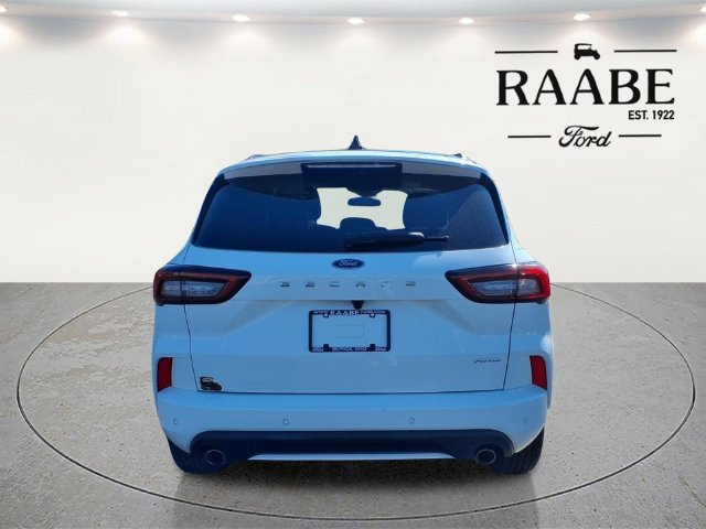Used 2024 Ford Escape ST-Line w/ Tech Pack #1 AWD/4WD image 6