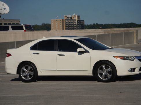 Used 2011 Acura TSX Sedan image 12