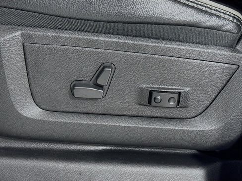 Used 2024 RAM 3500 Laramie image 20