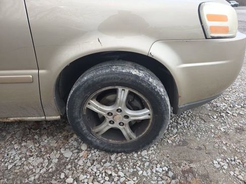 Used 2005 Chevrolet Uplander LS w/ LS Easy Order Package image 2