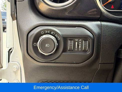 Used 2021 Jeep Wrangler Unlimited Sahara AWD/4WD image 29