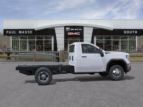New 2026 GMC Sierra 3500 Pro w/ Convenience Package AWD/4WD image 5