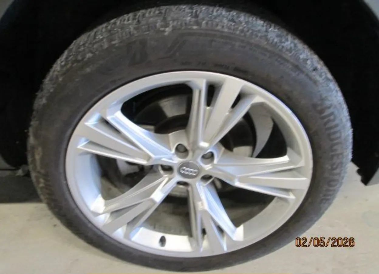 Used 2019 Audi Q8 Premium Plus AWD/4WD image 52