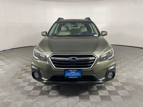 Used 2019 Subaru Outback 3.6R Limited AWD/4WD image 19