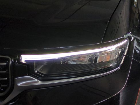 New 2025 Jeep Grand Cherokee Summit image 10