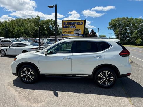 Used 2017 Nissan Rogue SL w/ SL Premium Package AWD/4WD image 8