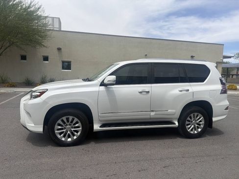 Used 2017 Lexus GX 460 Premium AWD/4WD image 4