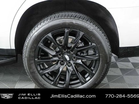 Certified 2024 Cadillac Escalade Sport w/ LPO, ONYX Package AWD/4WD image 41