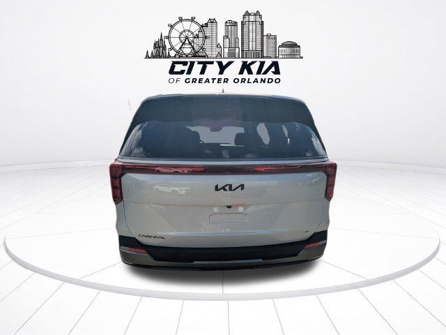 New 2027 Kia Carnival Hybrid FWD image 5