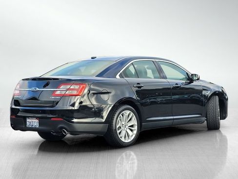 Used 2016 Ford Taurus Limited image 4