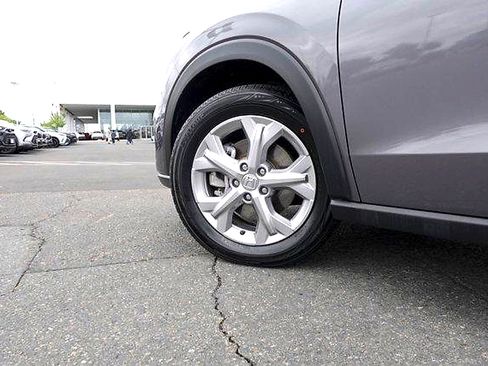 Used 2025 Honda HR-V LX image 8