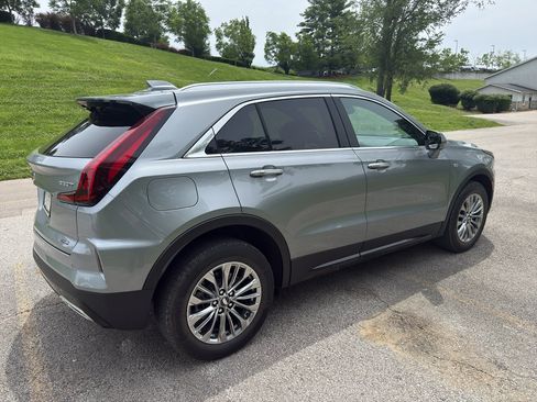Used 2024 Cadillac XT4 Premium Luxury w/ Active Safety Package FWD image 4