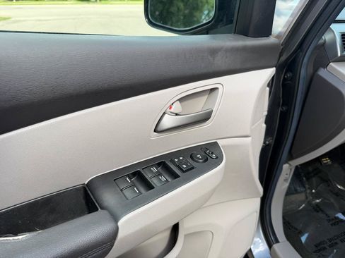 Used 2012 Honda Odyssey EX-L image 12