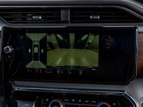 Used 2026 GMC Sierra 3500 Denali Ultimate image 26