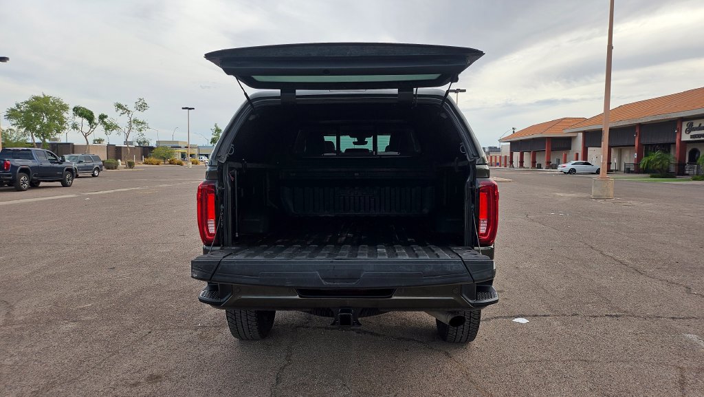 Used 2022 GMC Sierra 2500 AT4 w/ AT4 Premium Plus Package AWD/4WD image 13