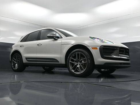 New 2026 Porsche Macan Turbo AWD/4WD image 28