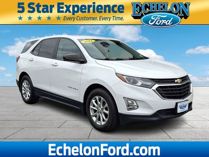 Used 2021 Chevrolet Equinox LS w/ LS Convenience Package