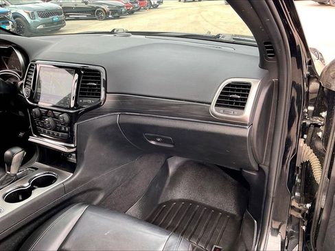 Used 2022 Jeep Grand Cherokee Limited w/ Tech Group image 12