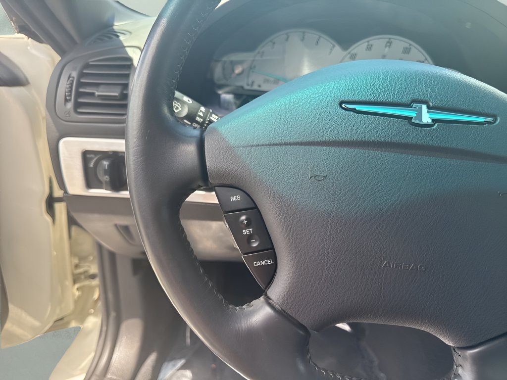 Used 2002 Ford Thunderbird RWD image 14