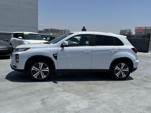 Used 2022 Mitsubishi Outlander Sport LE AWD/4WD image 3