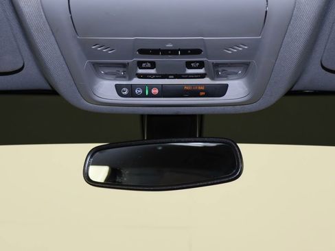 Used 2018 GMC Acadia SLT image 28